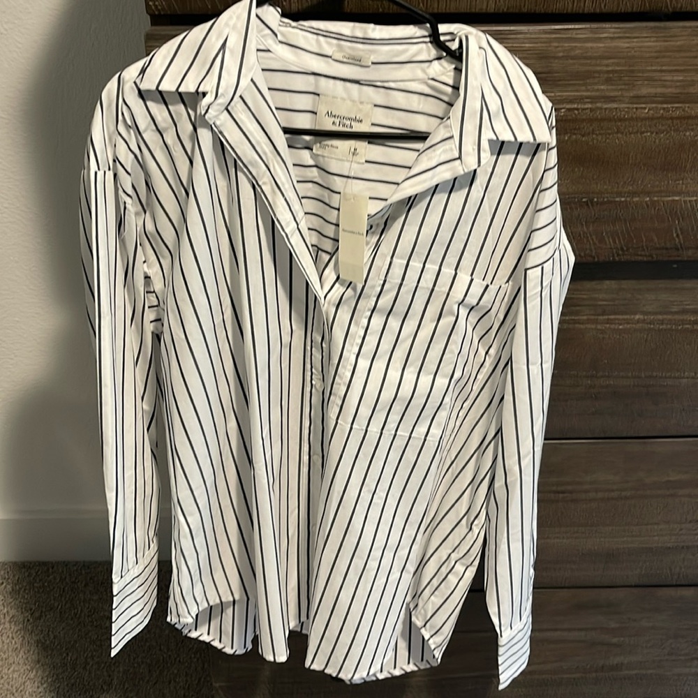 Abercrombie and fitch button up